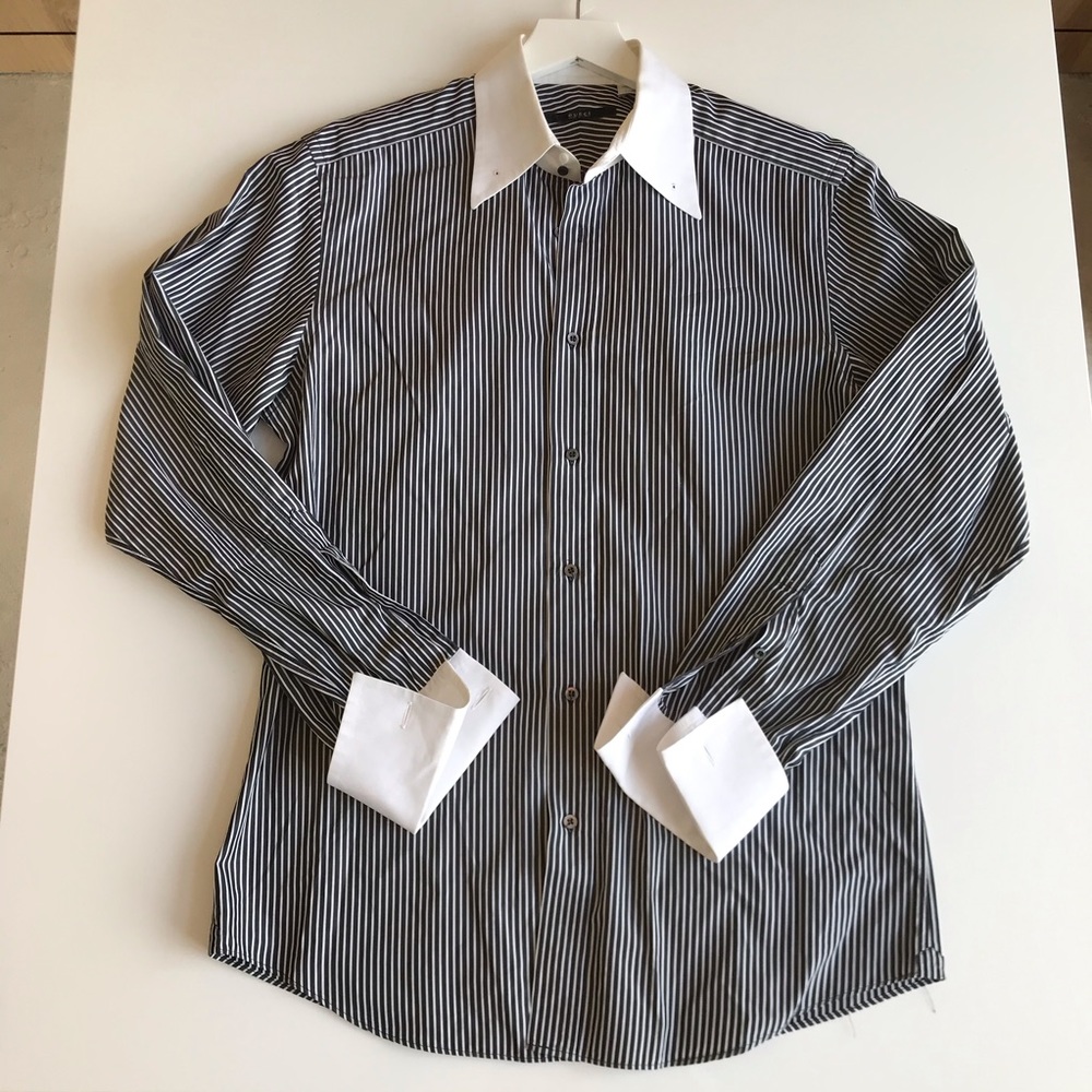 Gucci black and white cotton button up size 41/16